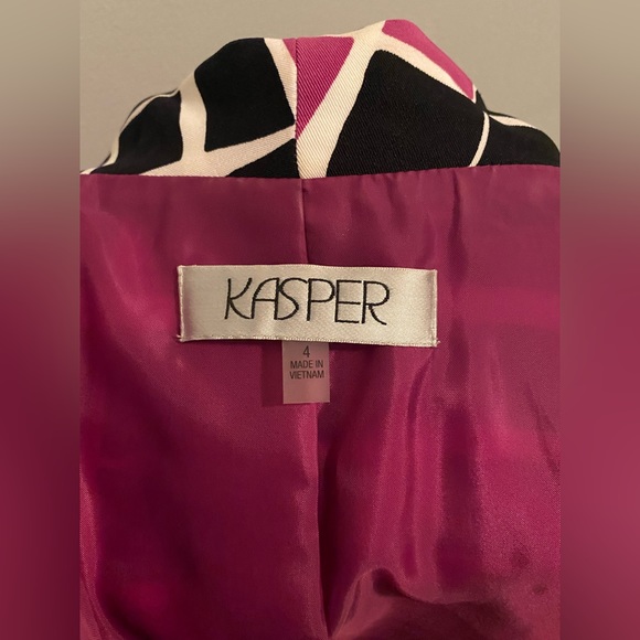 Kasper purple/black/white print blazer, sz 4 - Picture 2 of 5